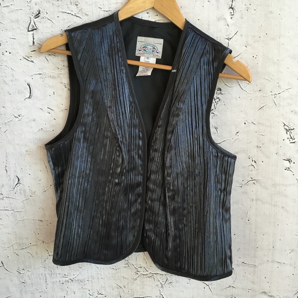 RIVER RIDGE GREY VEST S - Picture 1 of 3
